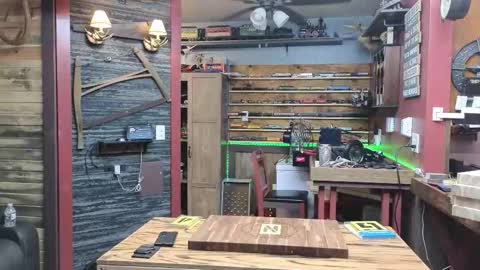 Snapshot of omfgy chatting on 11-14-25, 05:22 Norm online show from 11-14-25, 05:22