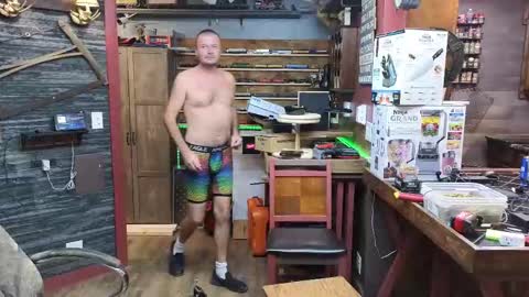 Snapshot of omfgy chatting on 11-16-25, 10:15 Norm online show from 11-16-25, 10:15