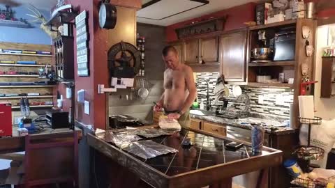 Snapshot of omfgy chatting on 11-18-25, 06:23 Norm online show from 11-18-25, 06:23