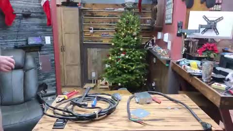 Snapshot of omfgy chatting on 12-04-25, 07:22 Norm online show from 12-04-25, 07:22