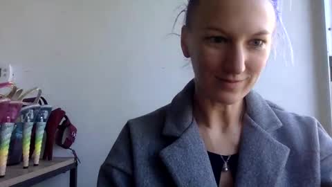 omilk online show from 12-01-24, 05:57