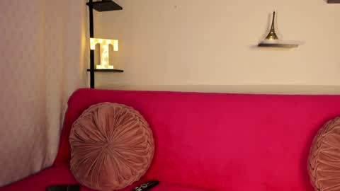 Violette online show from 01-12-25, 03:49