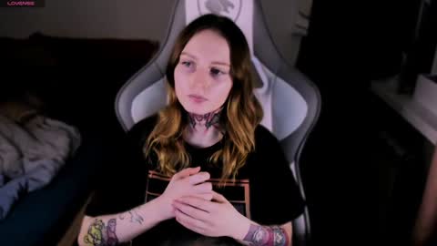 Snapshot of on_yxxx chatting on 12-06-24, 02:28 on_yxxx online show from 12-06-24, 02:28