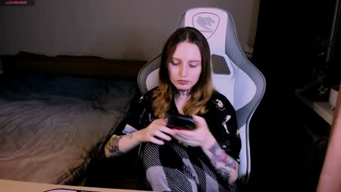 Snapshot of on_yxxx chatting on 12-19-24, 07:07 on_yxxx online show from 12-19-24, 07:07