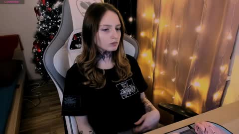 Snapshot of on_yxxx chatting on 02-02-25, 08:41 on_yxxx online show from 02-02-25, 08:41