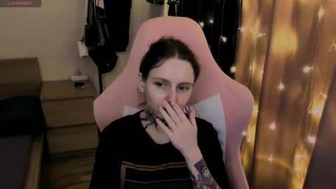 Snapshot of on_yxxx chatting on 10-18-25, 06:08 on_yxxx online show from 10-18-25, 06:08