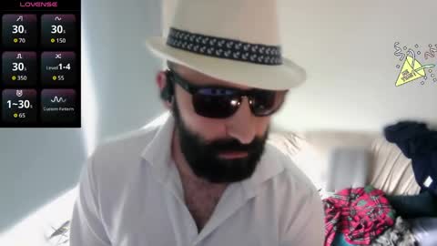 Snapshot of ona_nisme chatting on 05-10-26, 03:39 ona nisme online show from 05-10-26, 03:39