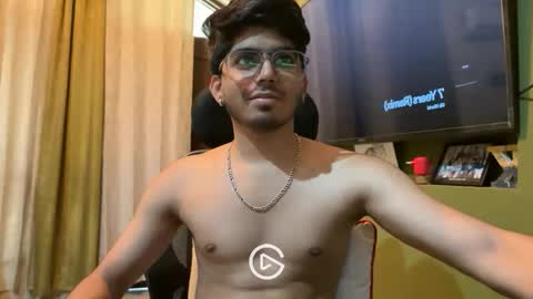 Snapshot of onarch chatting on 09-12-25, 08:36 onarch online show from 09-12-25, 08:36