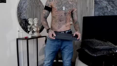     ... online show from 10-09-25, 07:23