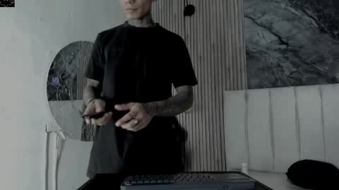     ... online show from 04-18-26, 07:29