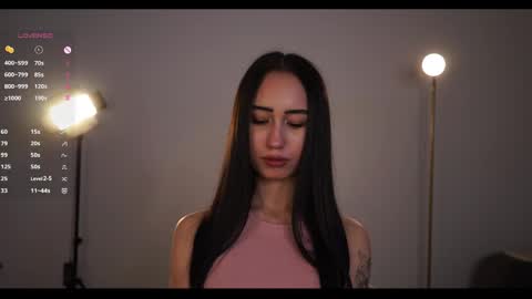 Mia online show from 05-24-26, 02:55