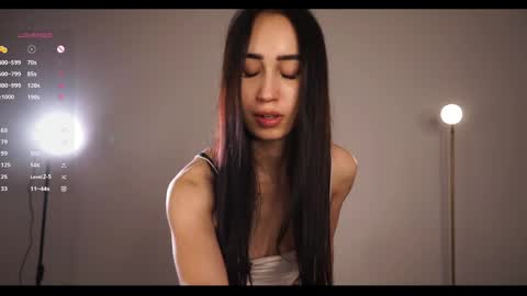 Mia online show from 05-26-26, 02:24