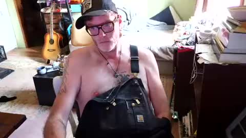 onehandwashestheother online show from 07-29-26, 06:39