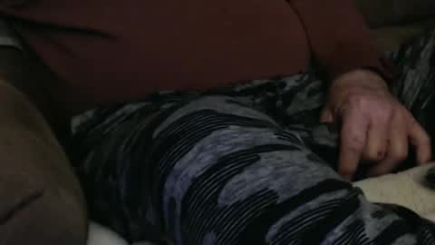 Snapshot of onehanglow chatting on 01-02-25, 12:13 Butch online show from 01-02-25, 12:13