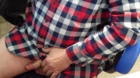 Snapshot of onelargecock0615 chatting on 11-08-25, 10:04 Unpredictable online show from 11-08-25, 10:04