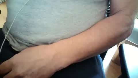 oneluckyguy47 online show from 01-12-26, 03:17