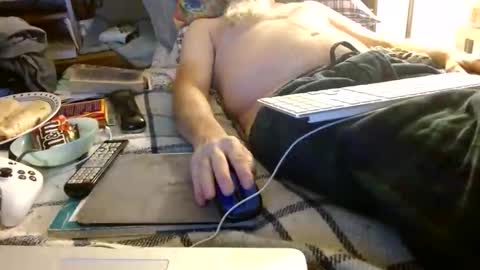 Mattu online show from 10-26-25, 07:14