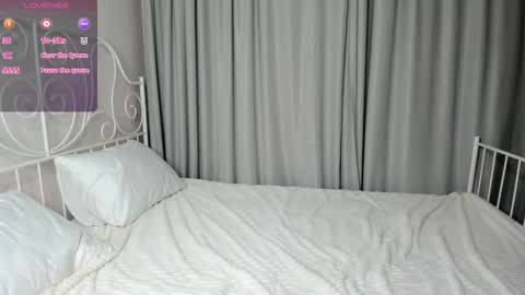 Snapshot of onemoreecall chatting on 02-05-25, 02:05 Lexi online show from 02-05-25, 02:05