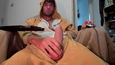 Snapshot of onesieboyx chatting on 10-10-25, 11:42 onesieboyx online show from 10-10-25, 11:42