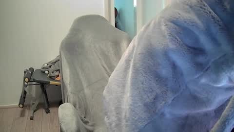 Snapshot of onesieboyx chatting on 12-05-25, 12:14 onesieboyx online show from 12-05-25, 12:14