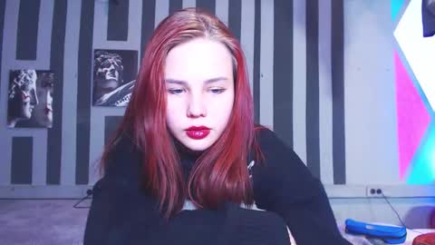 Snapshot of onessandra chatting on 10-15-25, 05:40 onessandra online show from 10-15-25, 05:40