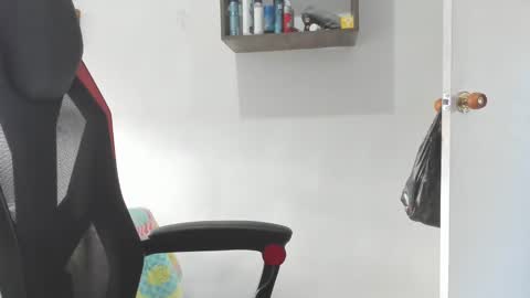 Andres INDEPENDENT MODEL online show from 12-02-24, 08:11