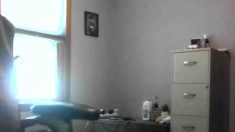 Snapshot of oneyedjackin chatting on 10-12-25, 12:59 oneyedjackin online show from 10-12-25, 12:59