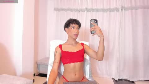 Snapshot of onika_minnaj chatting on 02-18-25, 03:21 Andy online show from 02-18-25, 03:21