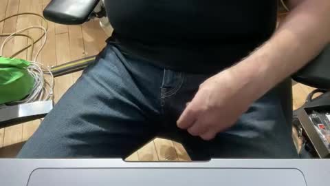 onlocationnyc online show from 03-27-26, 12:05