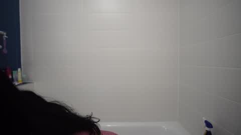 Snapshot of only_cara_mella chatting on 01-10-25, 09:53 Cara Mella online show from 01-10-25, 09:53