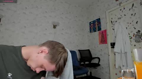 Erick  online show from 05-25-26, 05:08