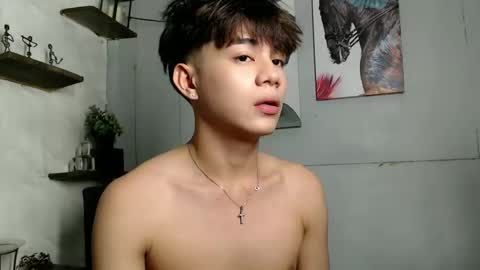 Snapshot of only_mau chatting on 01-10-26, 09:44 MAU online show from 01-10-26, 09:44