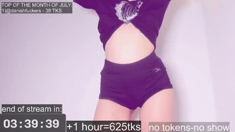 only_sarah1 online show from 07-06-26, 08:00