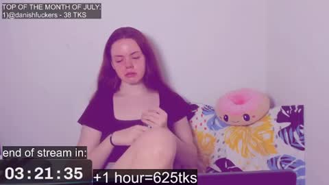 only_sarah1 online show from 07-08-26, 10:25