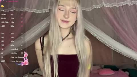 Eva online show from 04-20-26, 07:55