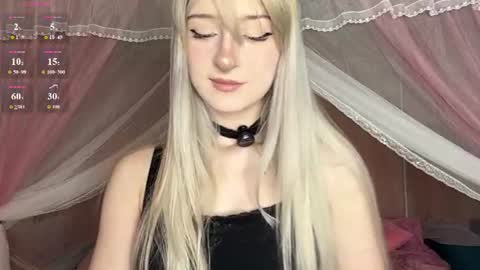 Snapshot of onlyeva1 chatting on 07-05-26, 07:37 Eva online show from 07-05-26, 07:37