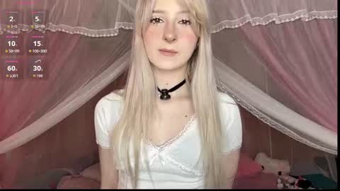 Snapshot of onlyeva1 chatting on 07-27-26, 09:38 Eva online show from 07-27-26, 09:38