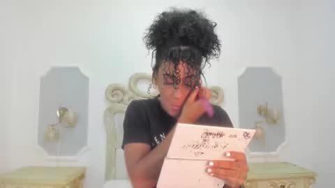 Snapshot of onlygia chatting on 01-17-26, 10:24 Only online show from 01-17-26, 10:24