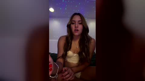 onlyjess23 online show from 06-03-26, 03:53