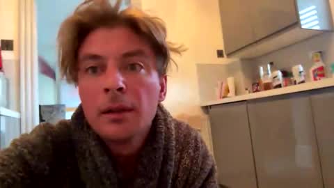 onlyloveyoutwice2016 online show from 03-25-26, 08:20