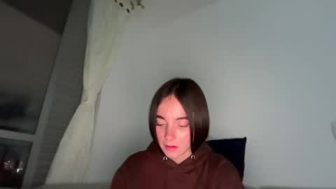Snapshot of onlysophia chatting on 05-27-26, 01:57 Sophia online show from 05-27-26, 01:57