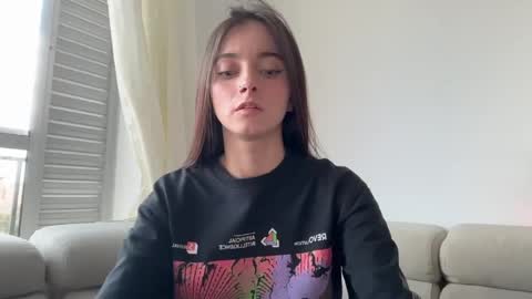 Sophia online show from 06-04-26, 09:54