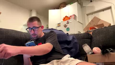 Snapshot of onthecumup69 chatting on 12-22-25, 12:35 onthecumup69 online show from 12-22-25, 12:35