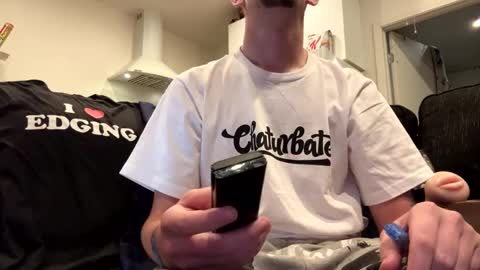 Snapshot of onthecumup69 chatting on 01-18-26, 06:23 onthecumup69 online show from 01-18-26, 06:23