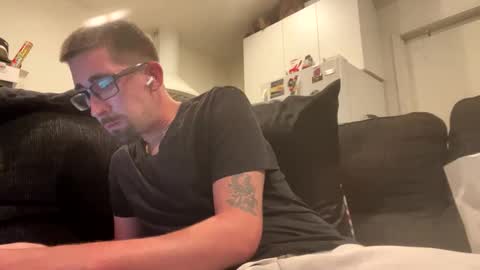 Snapshot of onthecumup69 chatting on 03-06-26, 10:23 onthecumup69 online show from 03-06-26, 10:23