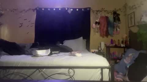 Onyx online show from 09-23-25, 07:17