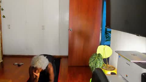 onyxart online show from 01-27-25, 01:09