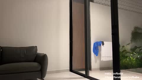 Helen online show from 12-04-25, 12:14