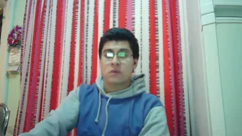 Snapshot of oomaurooo chatting on 12-17-24, 07:29 oomaurooo online show from 12-17-24, 07:29