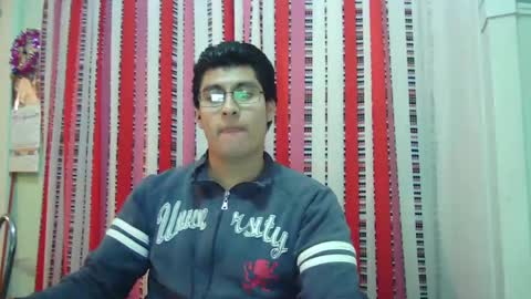 Snapshot of oomaurooo chatting on 12-24-24, 08:22 oomaurooo online show from 12-24-24, 08:22